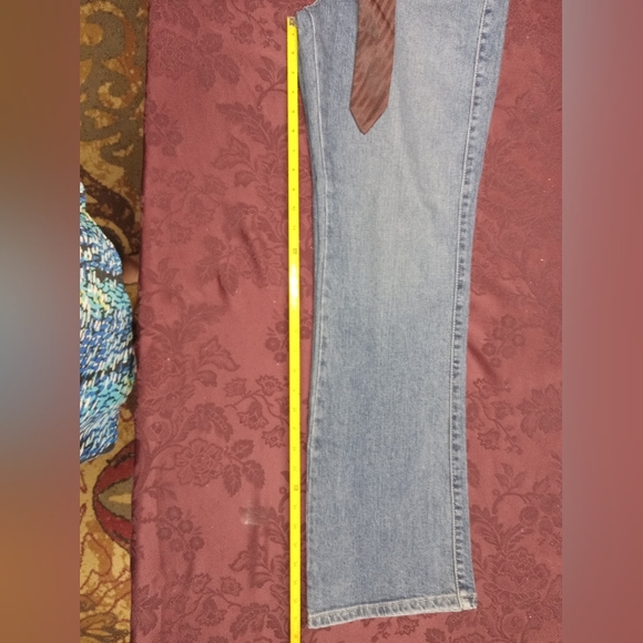 JEAN - Picture 4 of 9